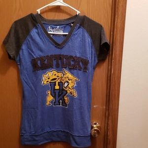 Kentucky v neck shirt